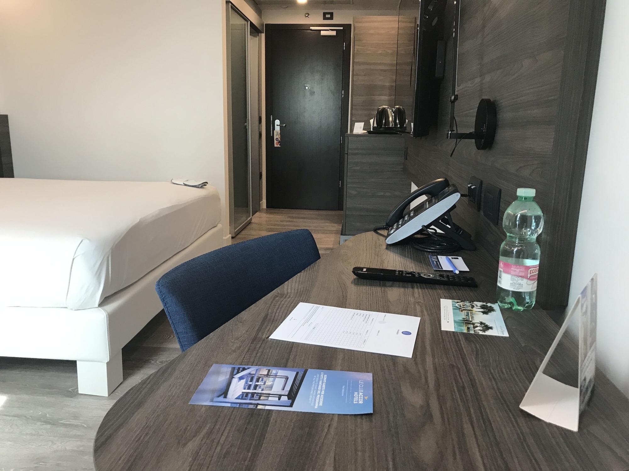 Novotel Roma Eur Bagian luar foto