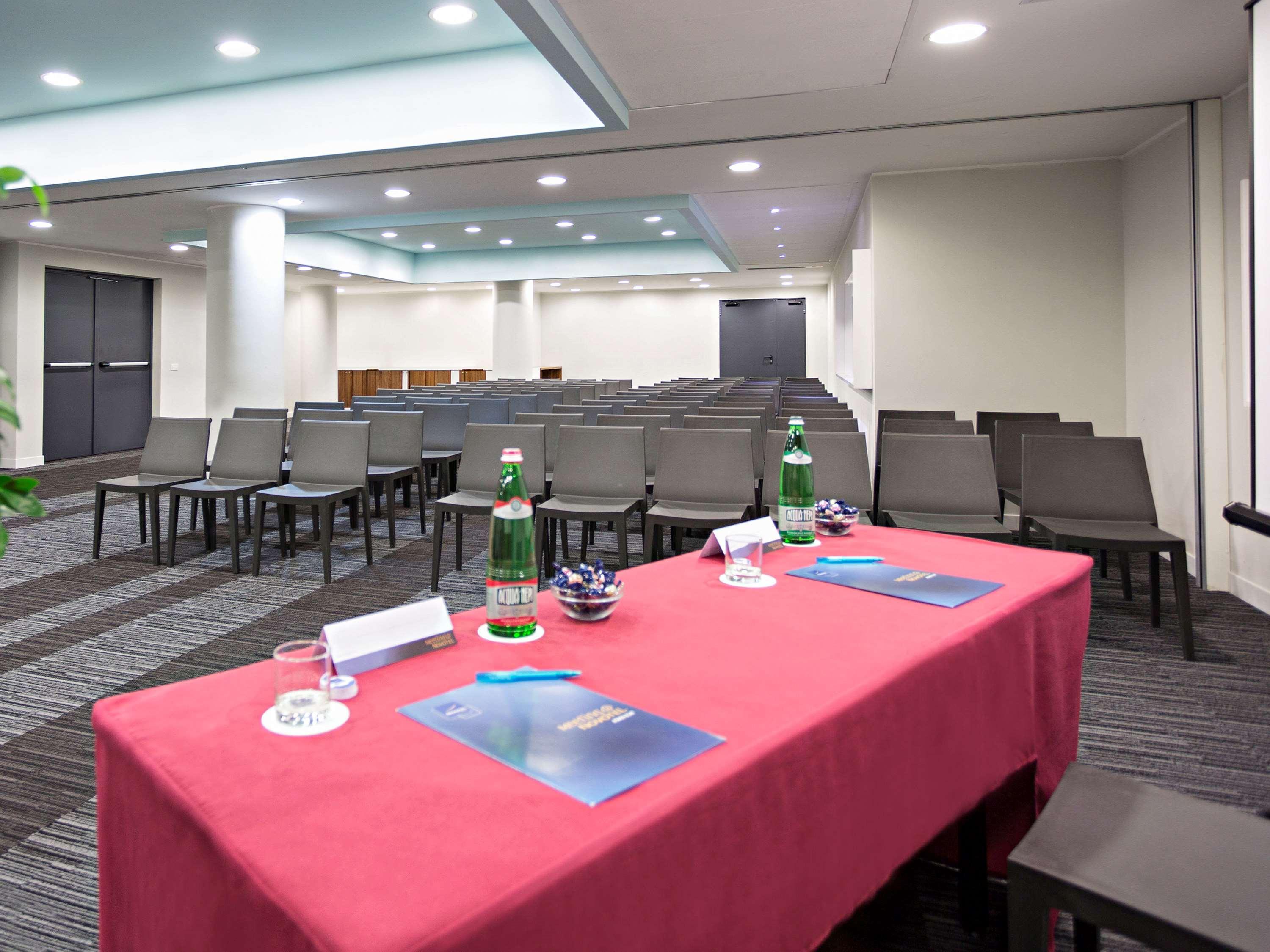 Novotel Roma Eur Bagian luar foto